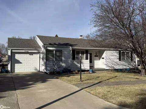 706 Euclid St, Harlan, IA 51537
