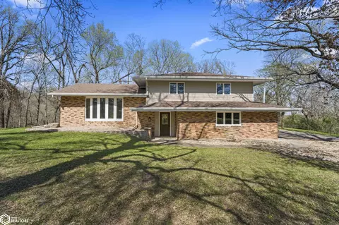 2695 Timberlane Rd, Webster City, IA 50595