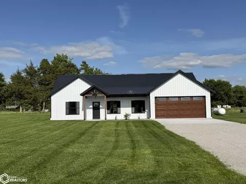 101 Coal Valley Ln, Exline, IA 52555