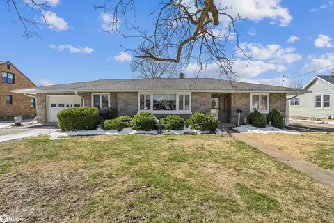 1103 Hagemann Ave, Burlington, IA 52601