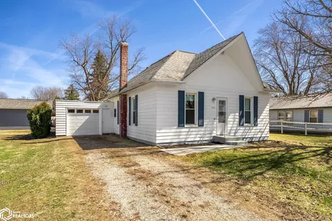 1202 N Iowa Ave, Washington, IA 52353