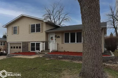 111 Austin St, Rockwell City, IA 50579