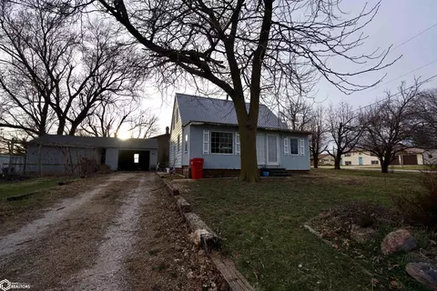 939 4th St, Jewell, IA 50130