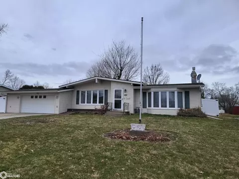 2109 S 5th St, Marshalltown, IA 50158