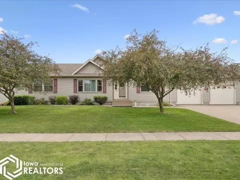 307 W Walnut St, Danville, IA 52623