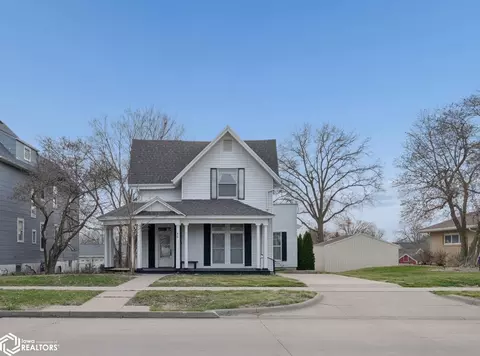 916 Grand Ave, Keokuk, IA 52632