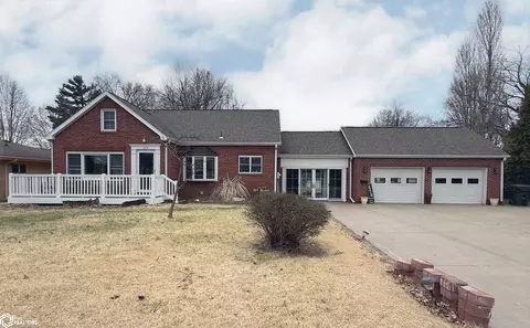 2210 Grand Ave, Keokuk, IA 52632