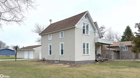 103 Cherry St, Rockwell, IA 50469