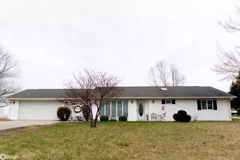 709 NE 6th St, Greenfield, IA 50849