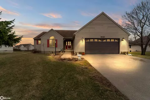 909 Michelle Rd, Colo, IA 50056