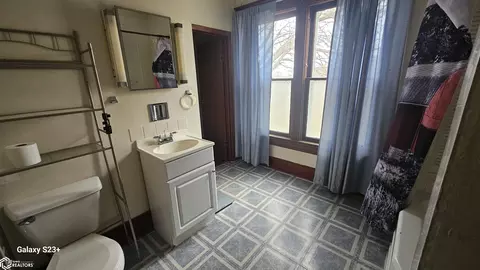 Bath - 134 S Joy St, Oneida, IL 61467 photo 3 of 3