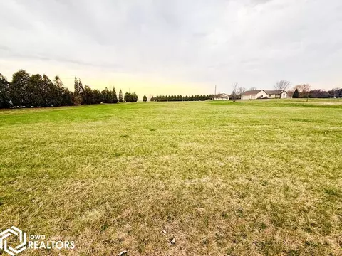 15048 Vista Vw, Burlington, IA 52601