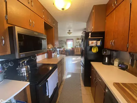 Kitchen - 1965 Deer Ave, Corwith, IA 50430 photo 1 of 2