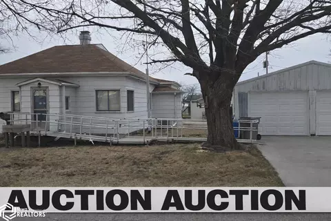 65 13 Ave W, Albia, IA 52531