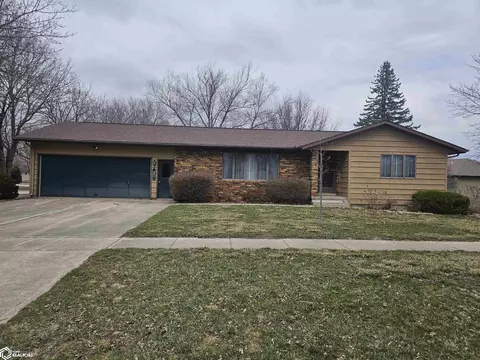 2011 E Lucas, Algona, IA 50511