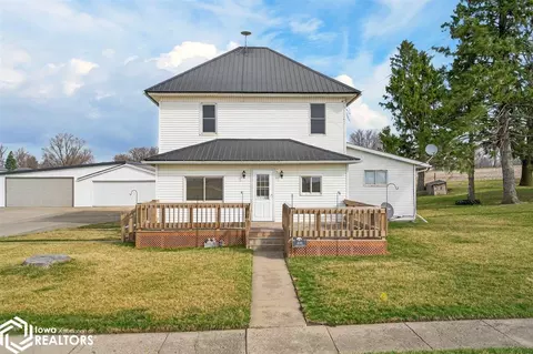 406 Carlton St, Garwin, IA 50632