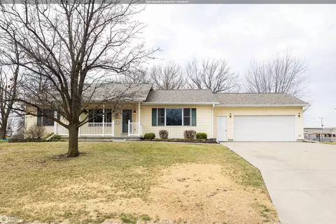 825 N 13th St, Chariton, IA 50049