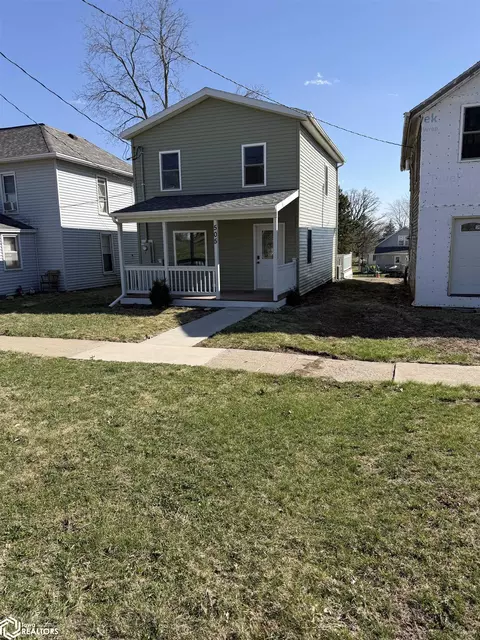505 E Des Moines St, Brooklyn, IA 52211