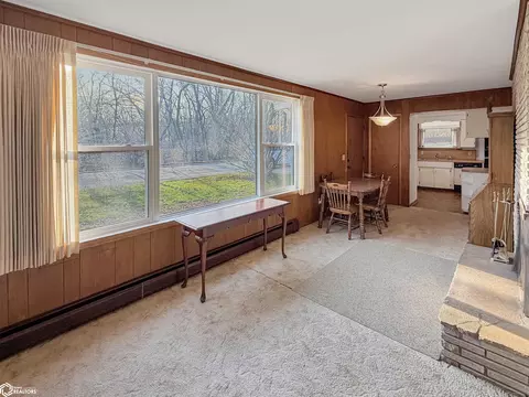 Living - 203 11th St SE, Hampton, IA 50441 photo 6 of 8