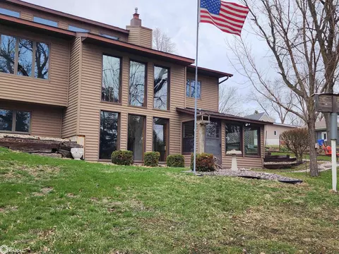 821 S Harlan, Algona, IA 50511