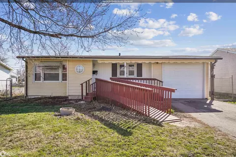 407 N 14th Ave, Marshalltown, IA 50158