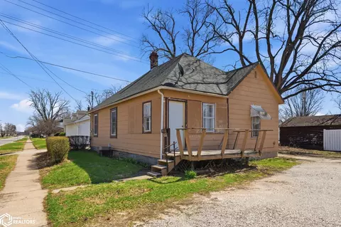 210 E Vine St, Ottumwa, IA 52501