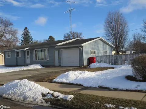 Exterior - 307 12th Ave NE, Hampton, IA 50441 photo 2 of 3