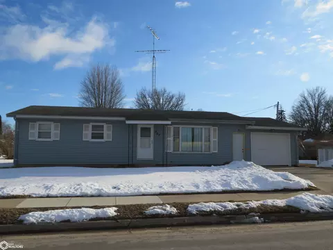 Exterior - 307 12th Ave NE, Hampton, IA 50441 photo 3 of 3