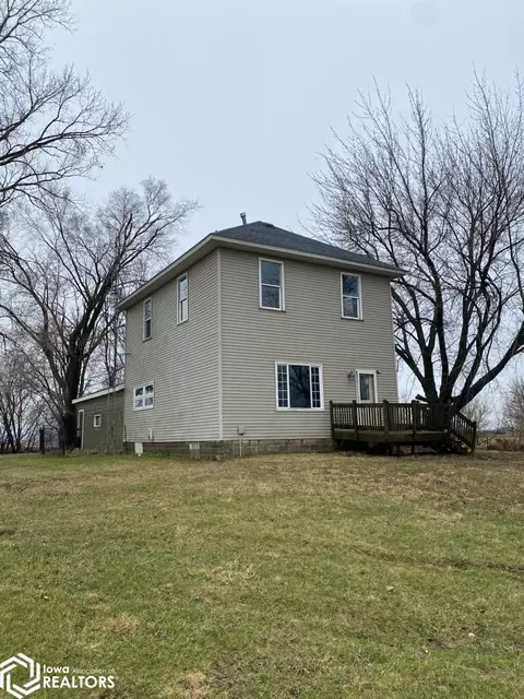 9213 160th St, Swaledale, IA 50477