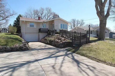 818 S 19th St, Clarinda, IA 51632