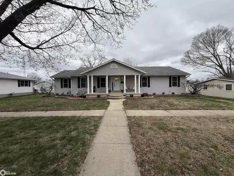 338 Gratton St, Burlington, IA 52601