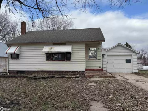 203 1st St NE, Rake, IA 50465