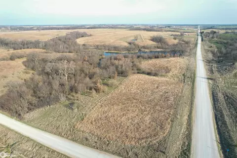 5757 525 Ave, Moravia, IA 52571