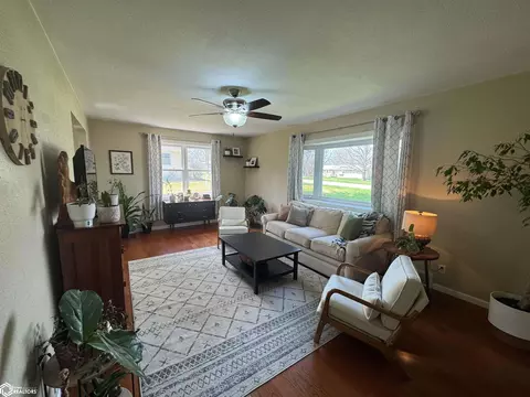 Living - 20358 E Terra Vis, Centerville, IA 52544 photo 1 of 4