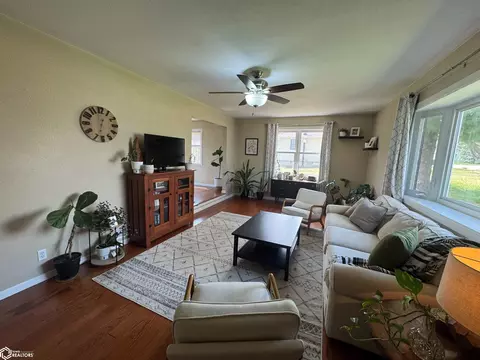 Living - 20358 E Terra Vis, Centerville, IA 52544 photo 3 of 4
