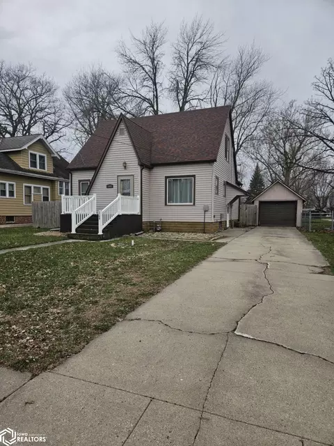 1608 Main St, Manson, IA 50563