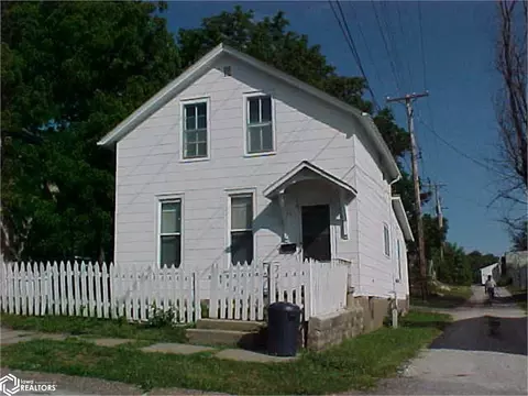 116 S 9th St, Keokuk, IA 52632