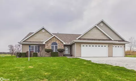 10526 Angle Rd, Ottumwa, IA 52501