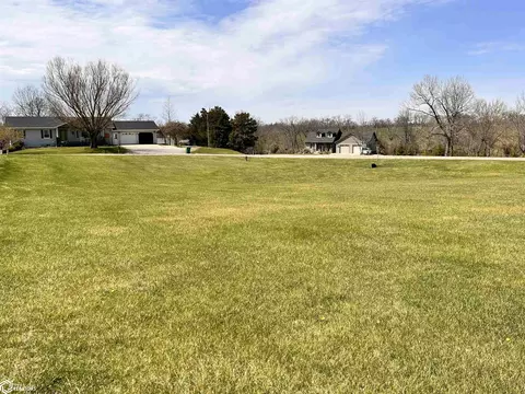 Nka Lake Road Drive, Bloomfield, IA 52537
