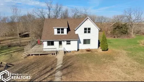 570 310th St, Woden, IA 50484