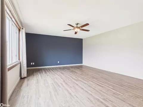 Living - 1730 Broadway, Hamilton, IL 62341 photo 2 of 2