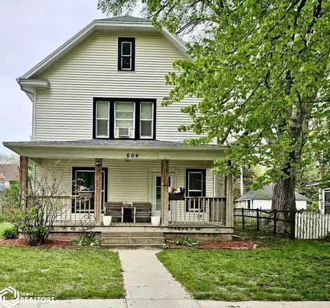 604 Walnut St, Walnut, IA 51577