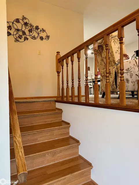 Entry Way - 1503 E 17th St, Atlantic, IA 50022 photo 1 of 2