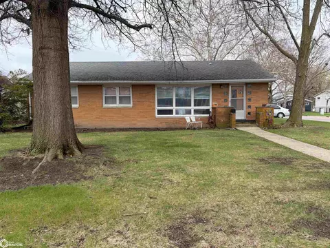 607 N Columbia St, Bloomfield, IA 52537