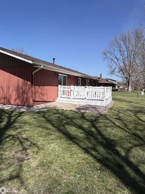Exterior - 1902 E State St, Algona, IA 50511 photo 5 of 6
