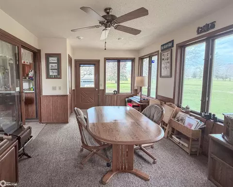 Exterior - 1665 Dorell Dr, Hampton, IA 50441 photo 2 of 5