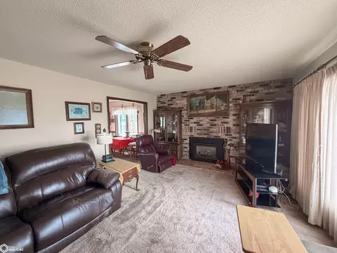 Living - 1665 Dorell Dr, Hampton, IA 50441 photo 2 of 5
