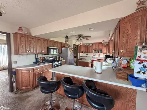 Kitchen - 1665 Dorell Dr, Hampton, IA 50441 photo 3 of 6