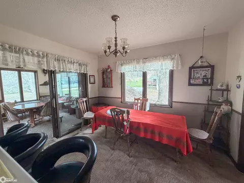 Dining - 1665 Dorell Dr, Hampton, IA 50441 photo 1 of 3