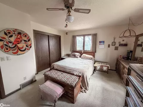 Bedroom - 1665 Dorell Dr, Hampton, IA 50441 photo 1 of 5